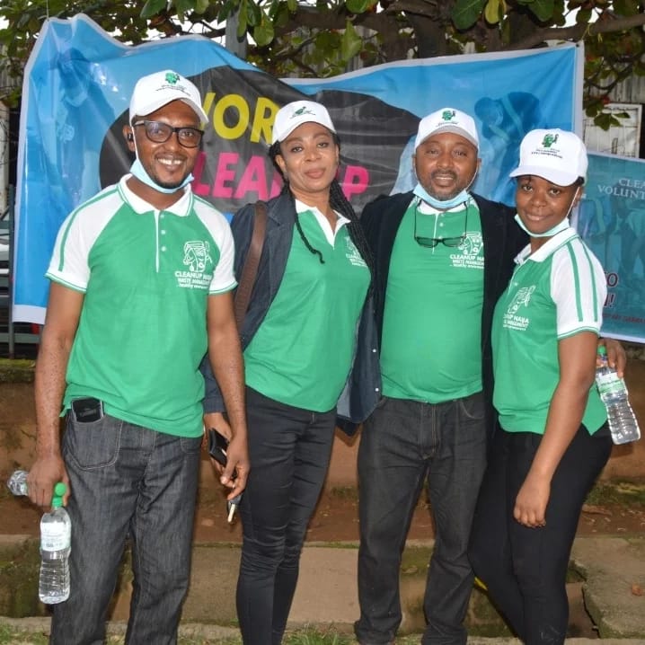 Age Green Campaign Initiative in collaboration with ministry of environment and Naija info radio to commemorate WORLD CLEANUP DAY 2022